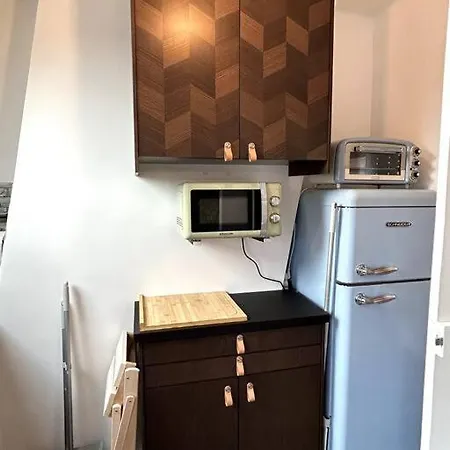 Neuf, Calme, Lumineux, 8e Etage Apartamento París