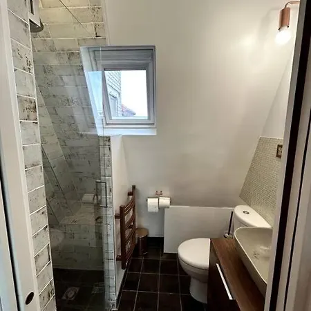 Neuf, Calme, Lumineux, 8e Etage Lägenhet *